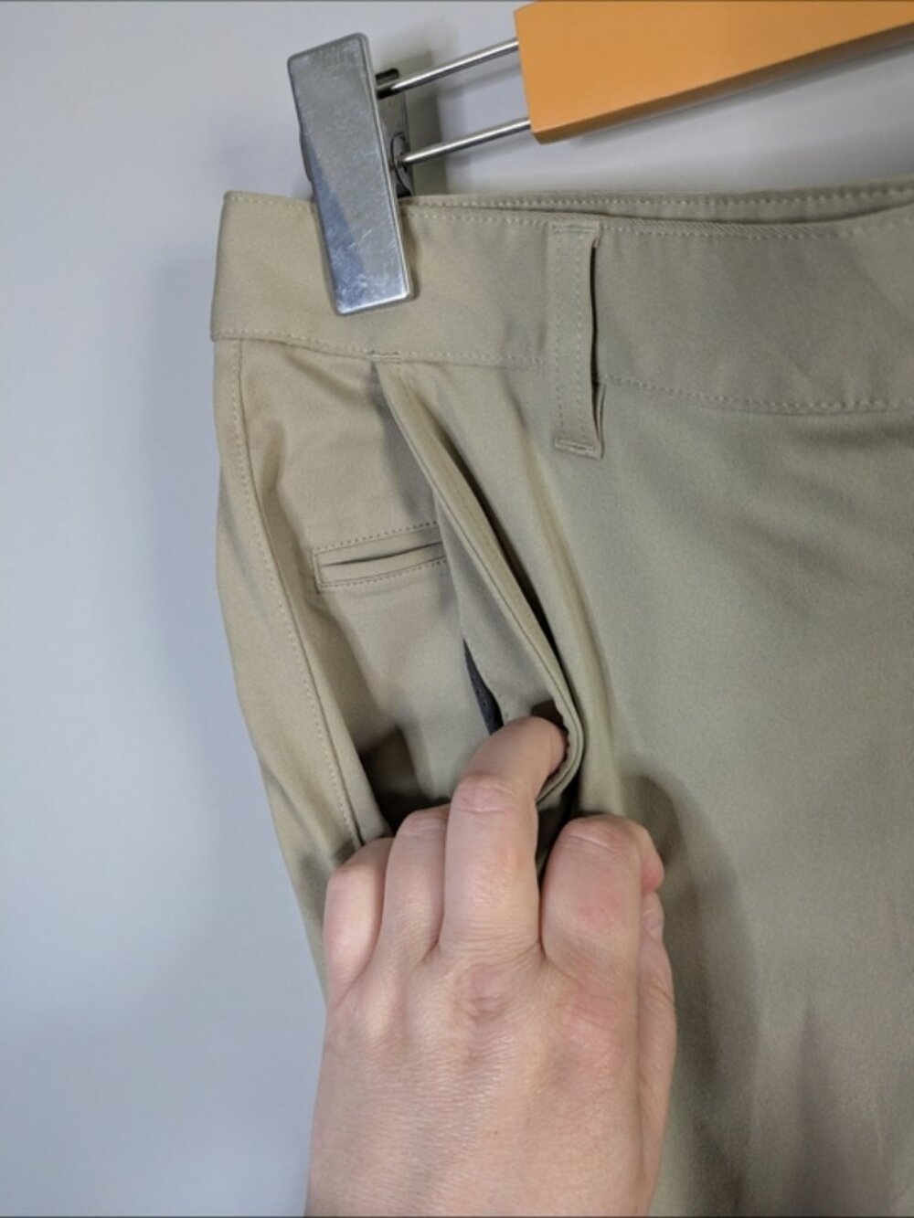 Rhone Commuter‎ Pant Slim Fit Khaki Size 30 Golf Athleisure Career Pants - Picture 4 of 9